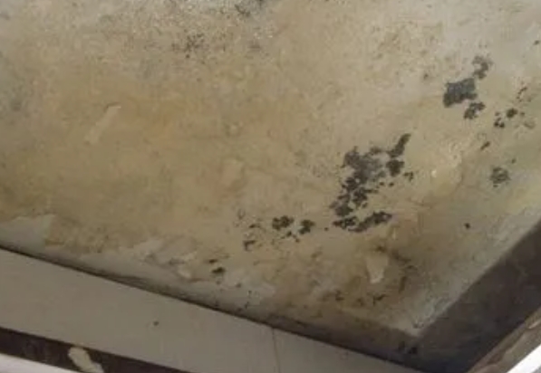 建德阳台漏水维修公司分享下建德卫生间渗水维修需要注意哪些问题。